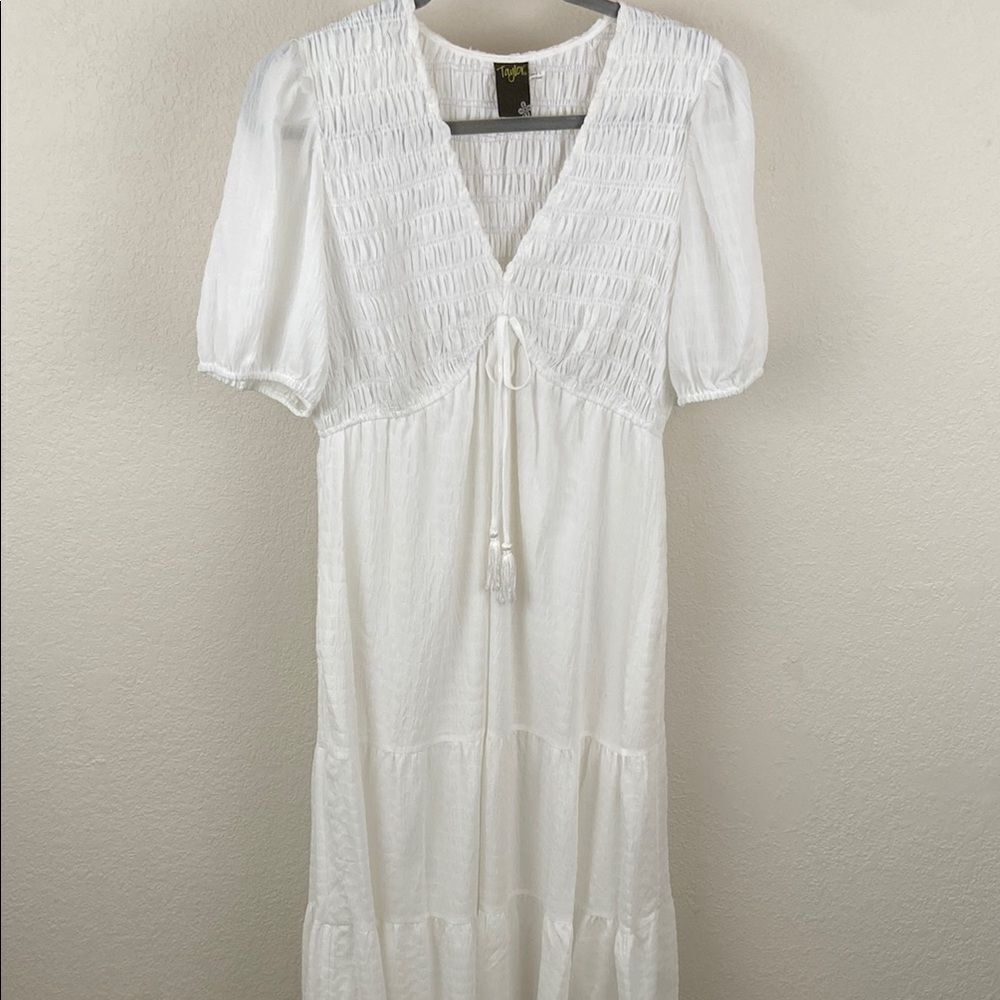 Taylor’s Smocked Tiered A-line Dress size Large